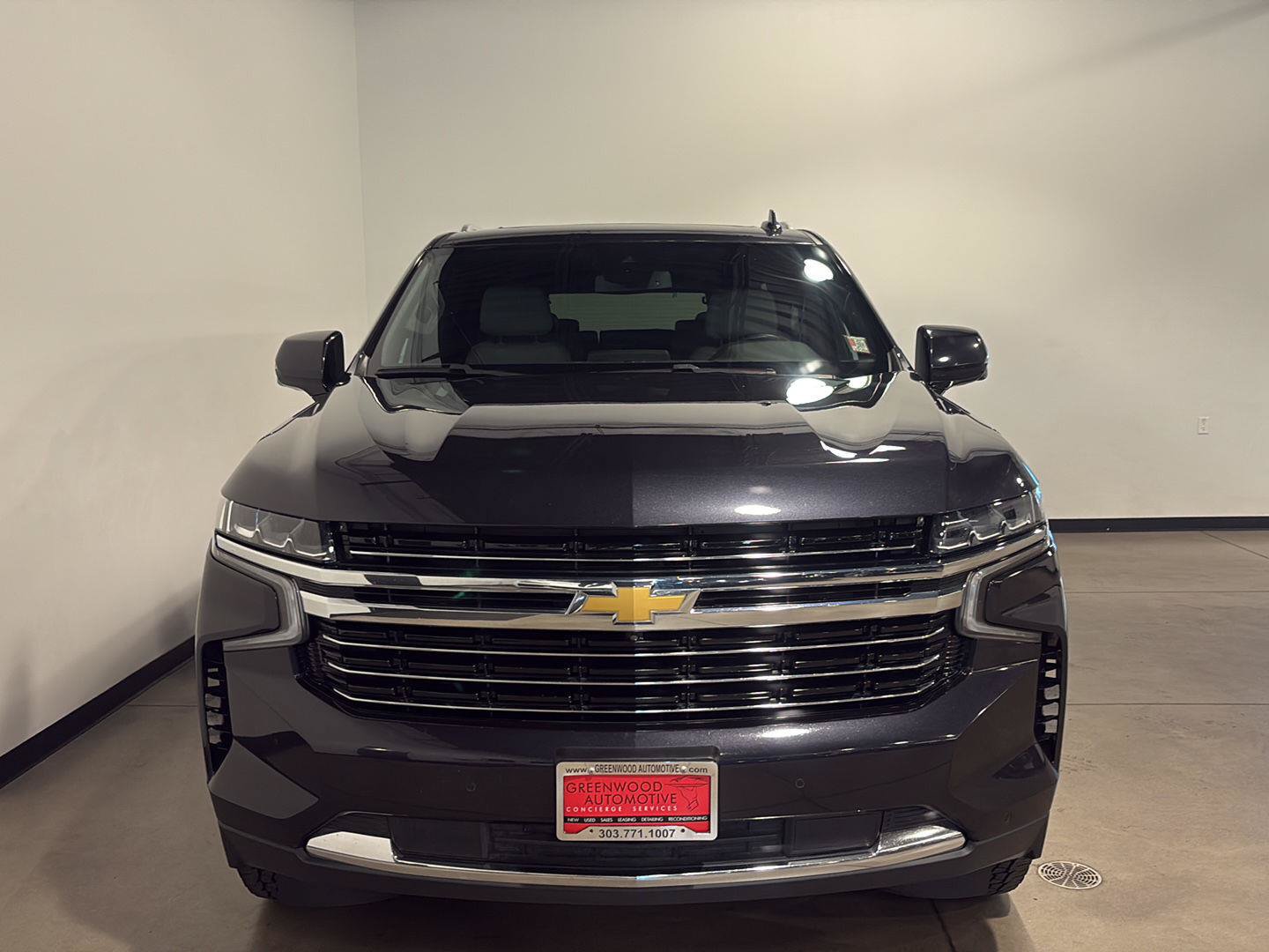 Used 2024 Chevrolet Tahoe LT w/ LT Signature Package AWD/4WD image 8