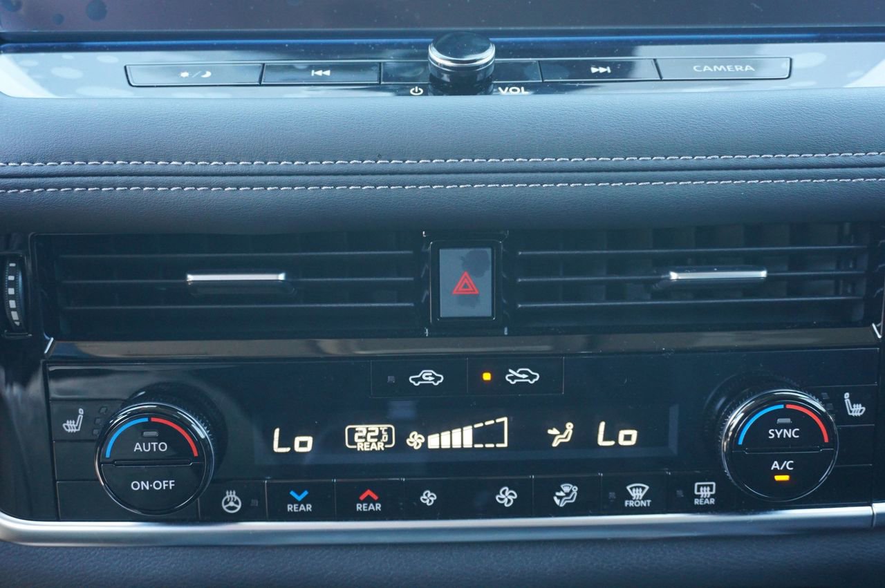 Certified 2025 Nissan Rogue Platinum w/ Platinum Premium Package image 19