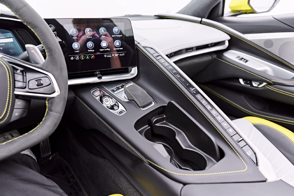 Used 2022 Chevrolet Corvette Stingray Premium Conv w/ Z51 Performance Package RWD image 69