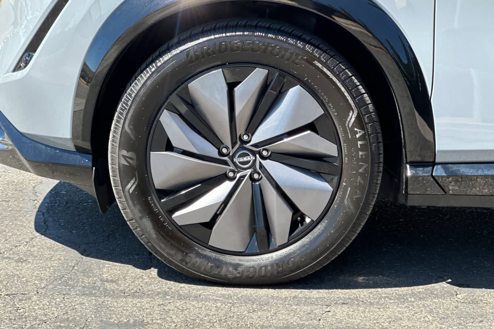 Certified 2024 Nissan Ariya AWD image 37