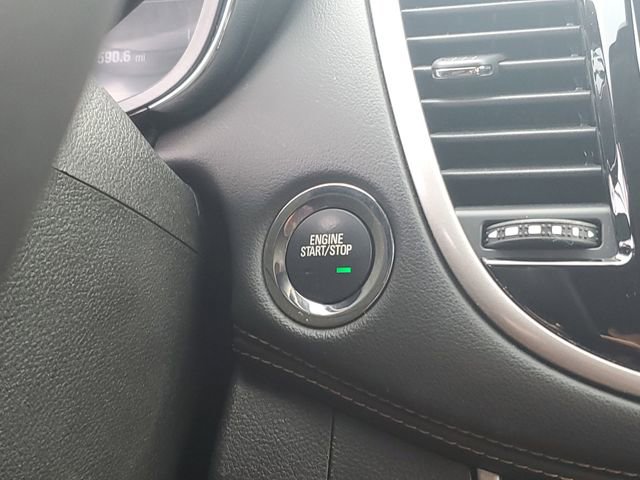 Used 2019 Chevrolet Trax LT w/ LT Convenience Package image 32