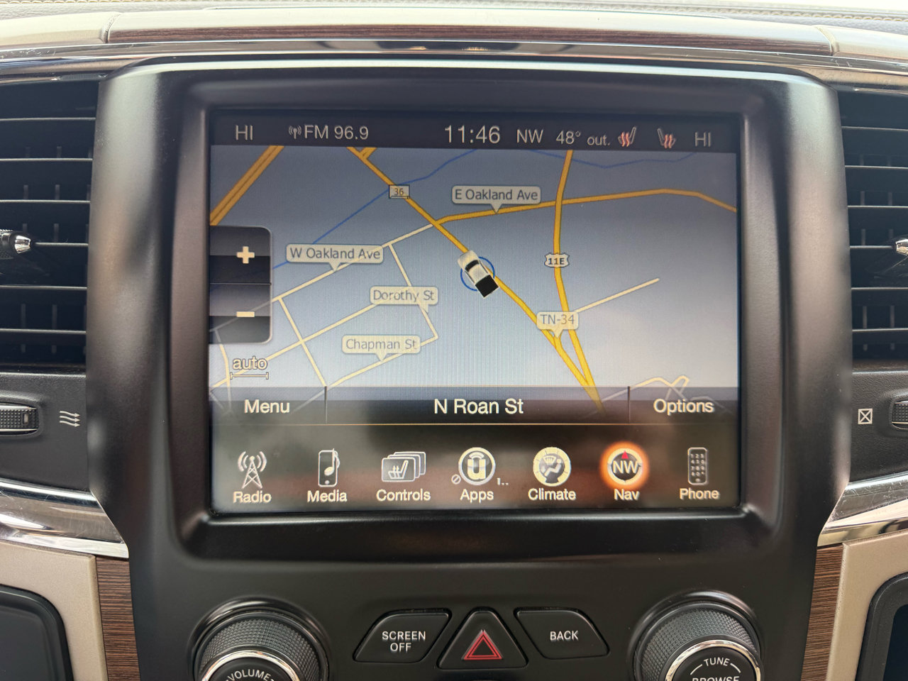 Used 2015 RAM 3500 Laramie w/ Convenience Group image 12