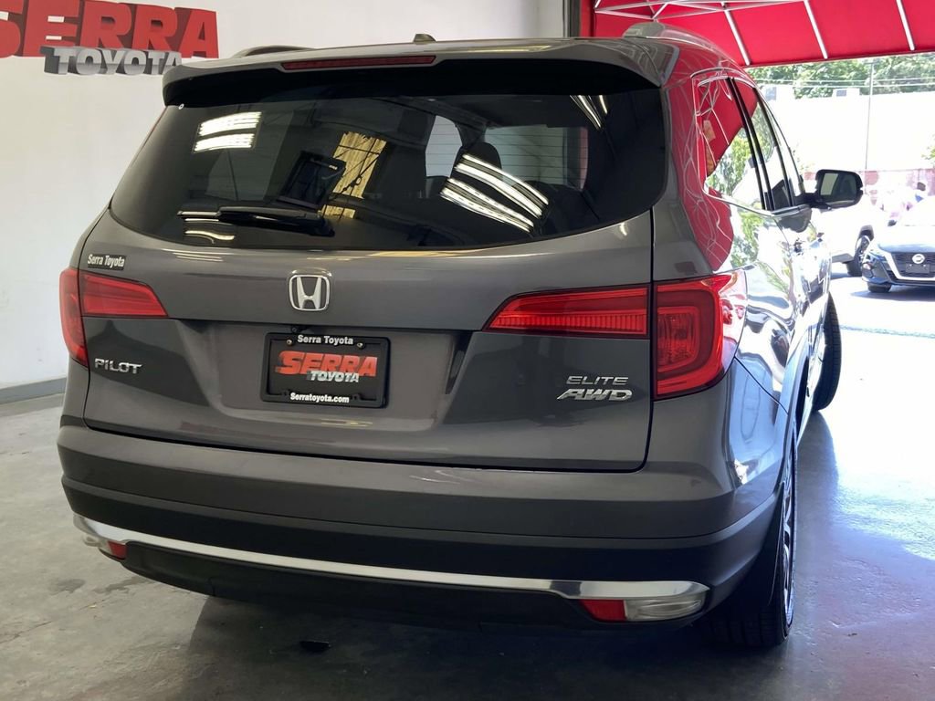 Used 2018 Honda Pilot Elite image 3