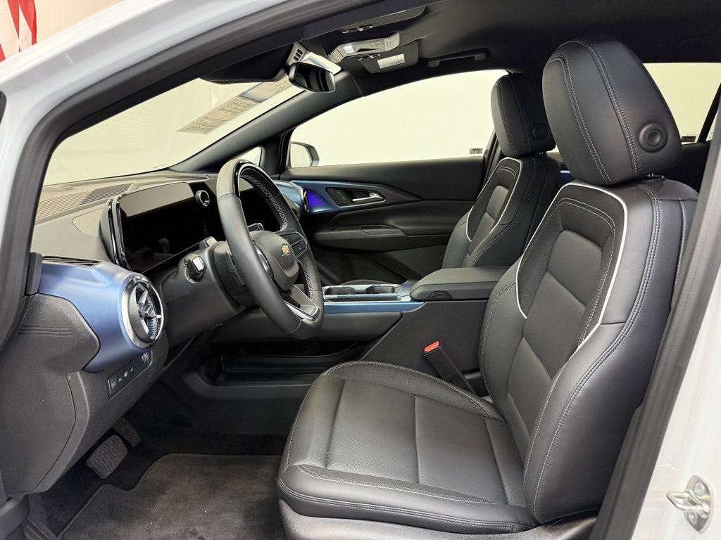 Used 2024 Chevrolet Equinox EV LT w/ Active Safety Package 3 image 21