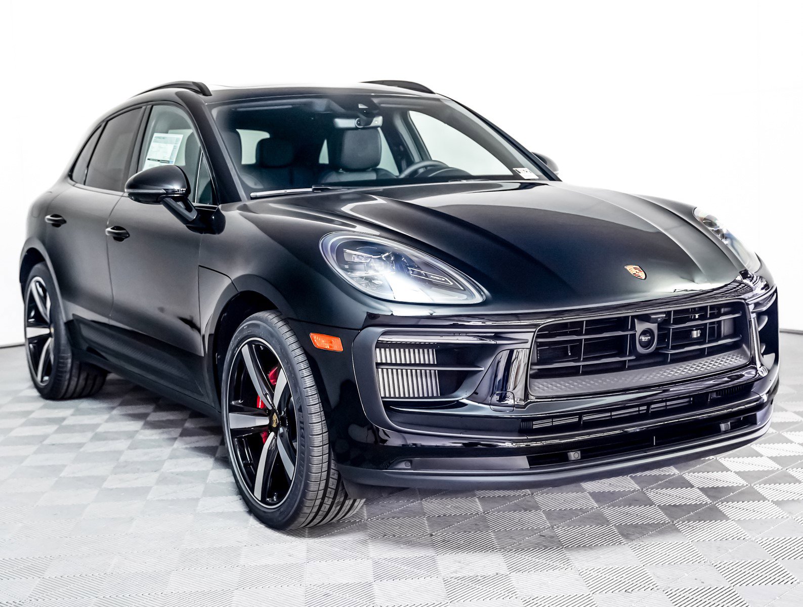 New 2026 Porsche Macan S image 8
