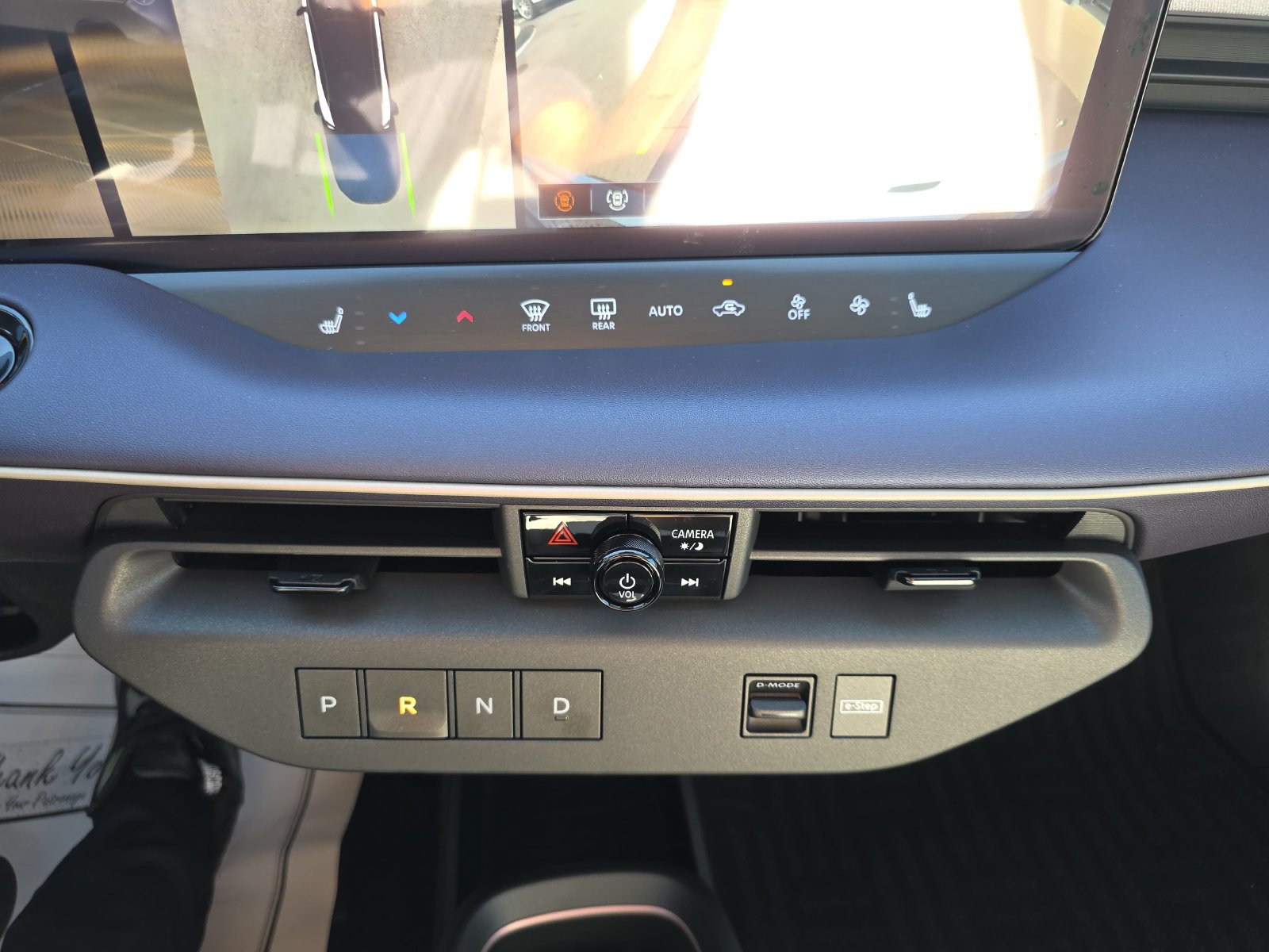 New 2026 Nissan Leaf Platinum+ w/ Illuminated Package FWD image 23