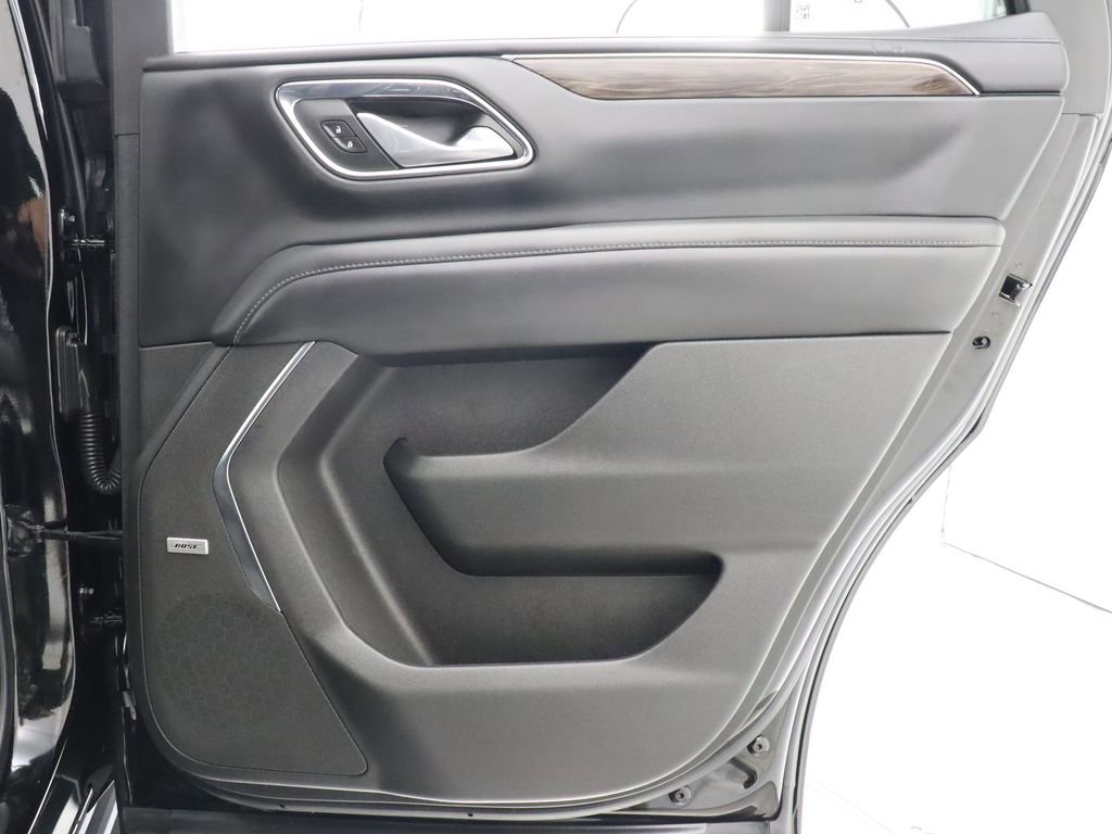 Used 2022 Chevrolet Tahoe LT w/ LT Signature Package RWD image 47