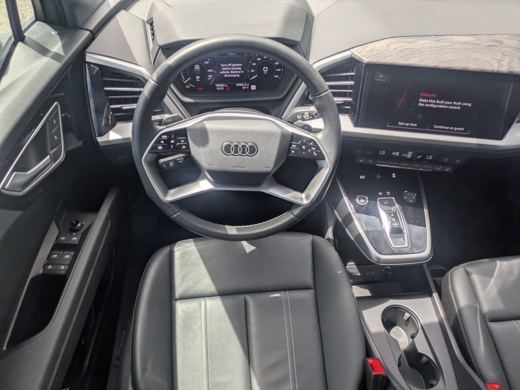 Used 2025 Audi Q4 e-tron Premium AWD/4WD image 27