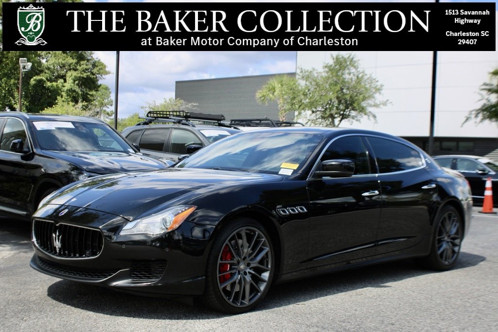 402-438 1/43 マセラティ Quattroporte GTS ブルー 402-438 1/43 マセラティ Quattroporte GTS ブルー
