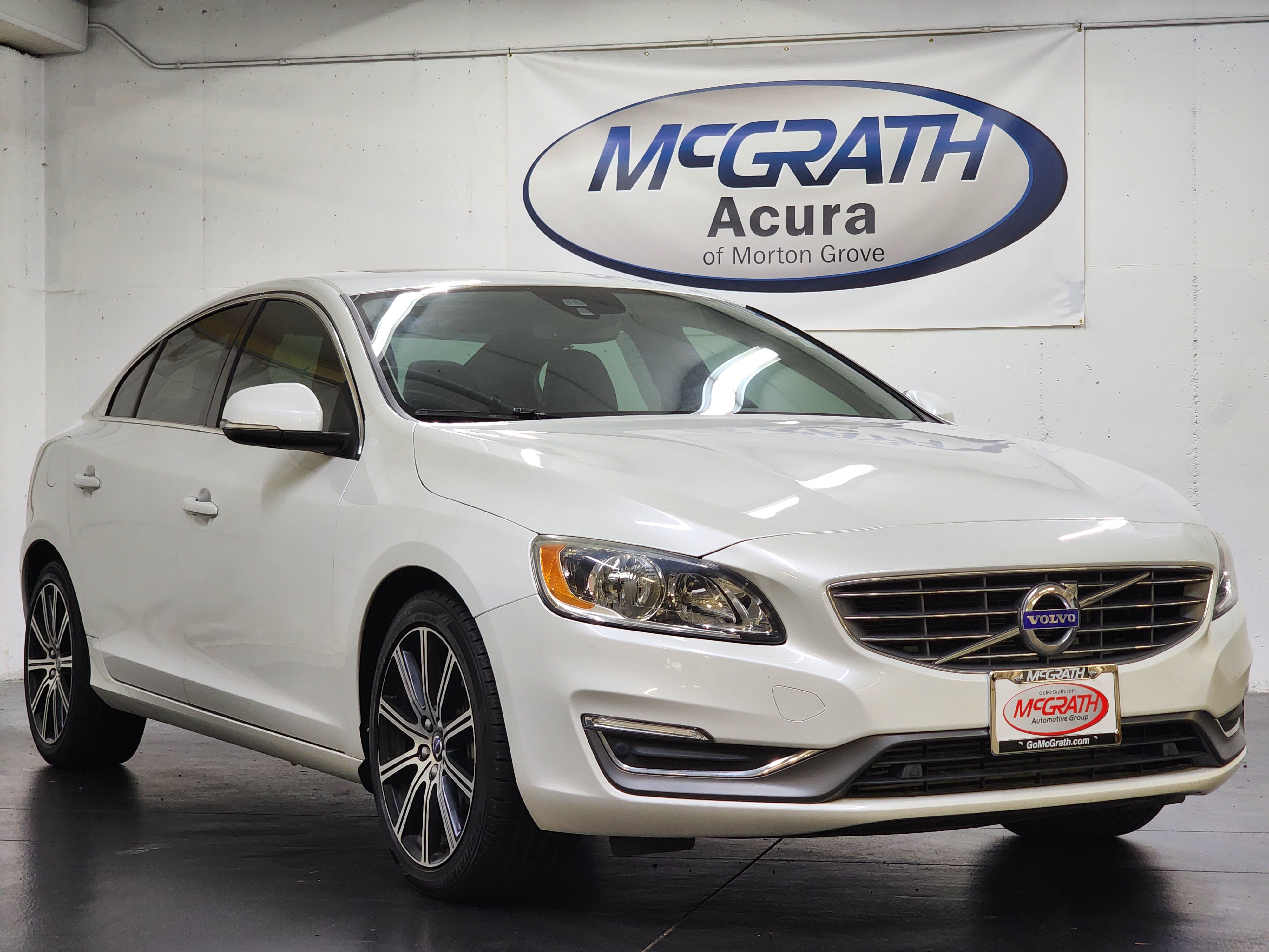 Used 2018 Volvo S60 T5 Inscription AWD/4WD image 2