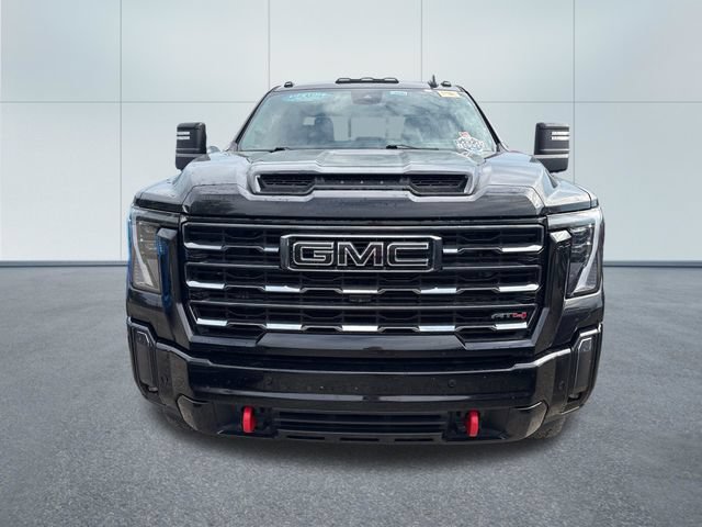Used 2024 GMC Sierra 2500 AT4 w/ Technology Package AWD/4WD image 6