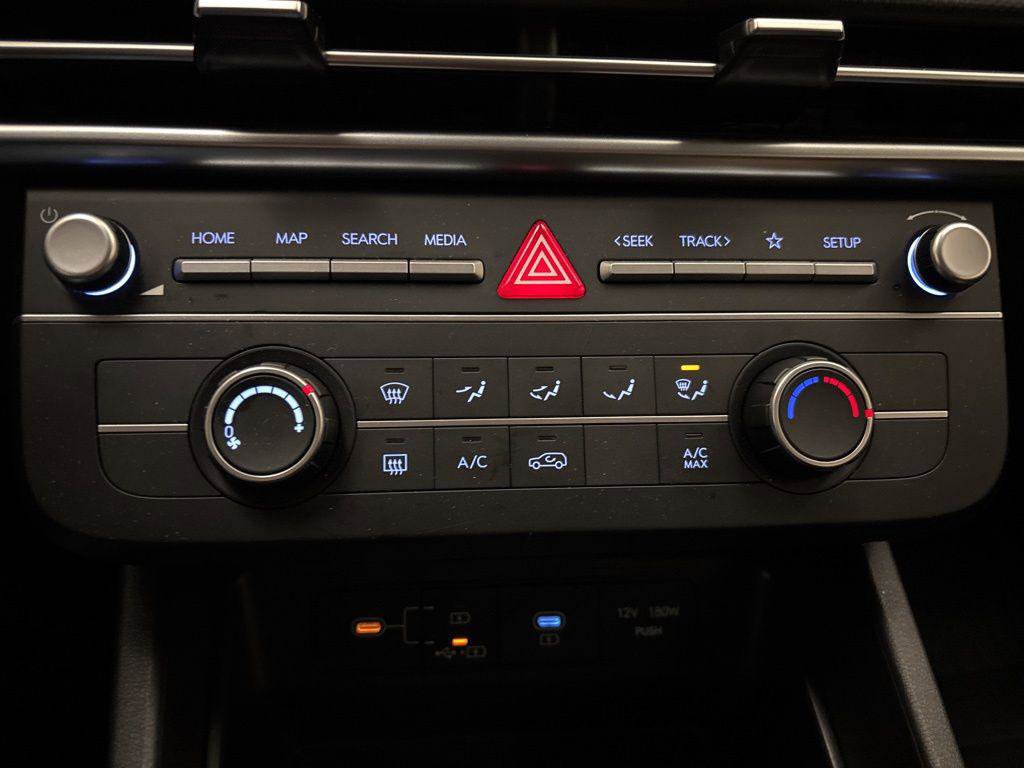 New 2025 Hyundai Tucson SE image 19