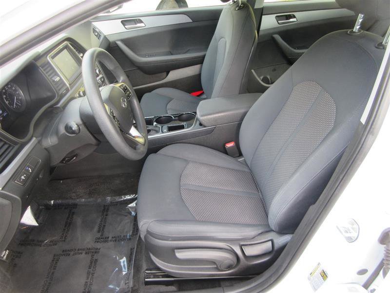 Used 2019 Hyundai Sonata SE image 13