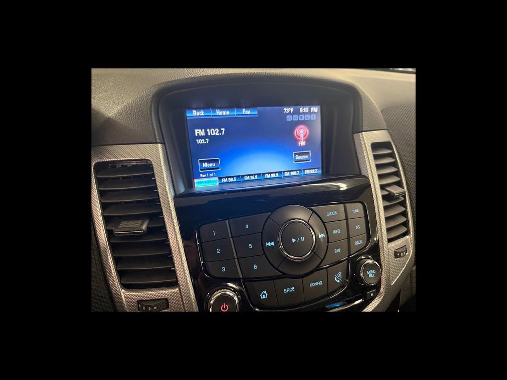 Used 2015 Chevrolet Cruze LTZ image 22