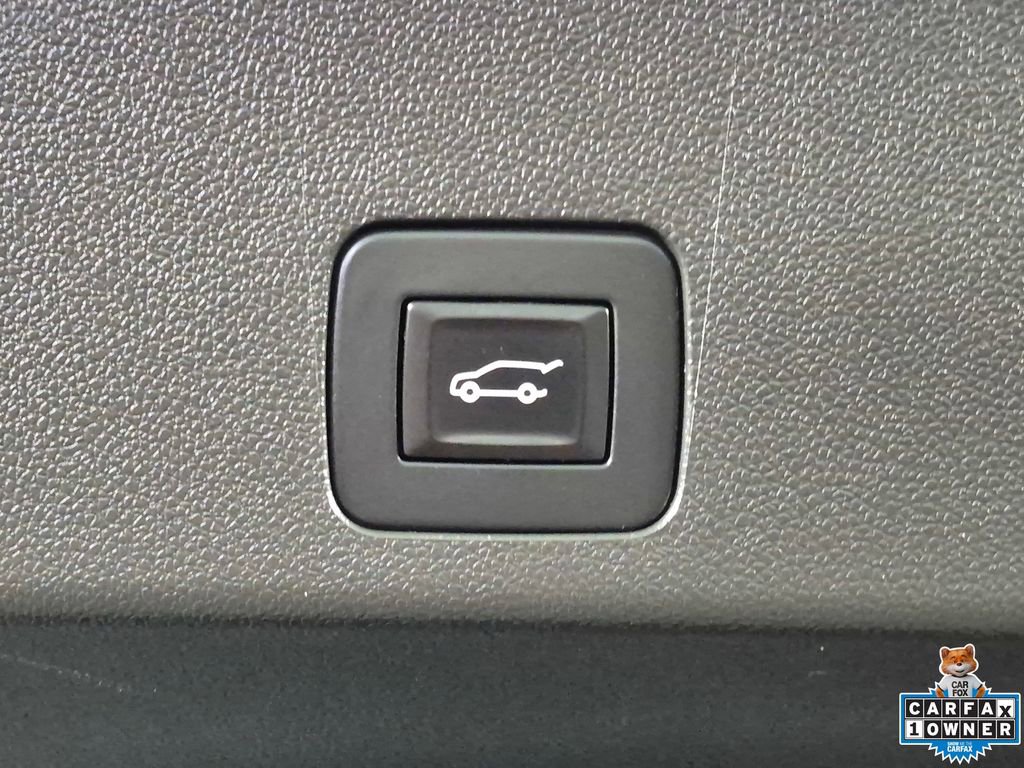 Certified 2022 Buick Encore GX Essence w/ Advanced Technology Package FWD image 25