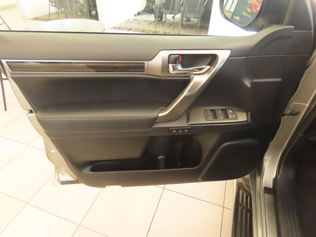 Used 2023 Lexus GX 460 Premium AWD/4WD image 21