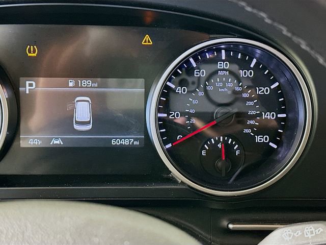 Used 2024 Kia Carnival LX image 14