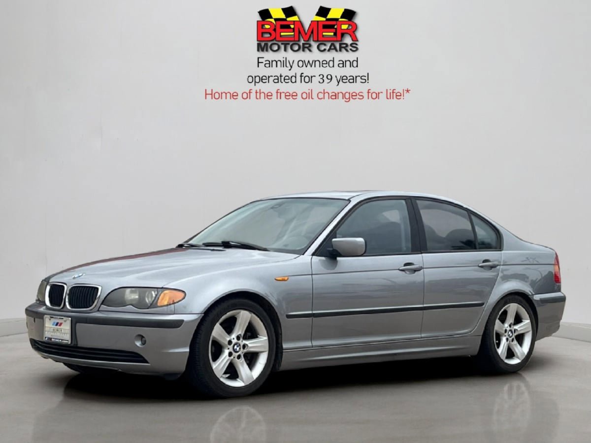 Used 2004 BMW 325i Sedan RWD image 1