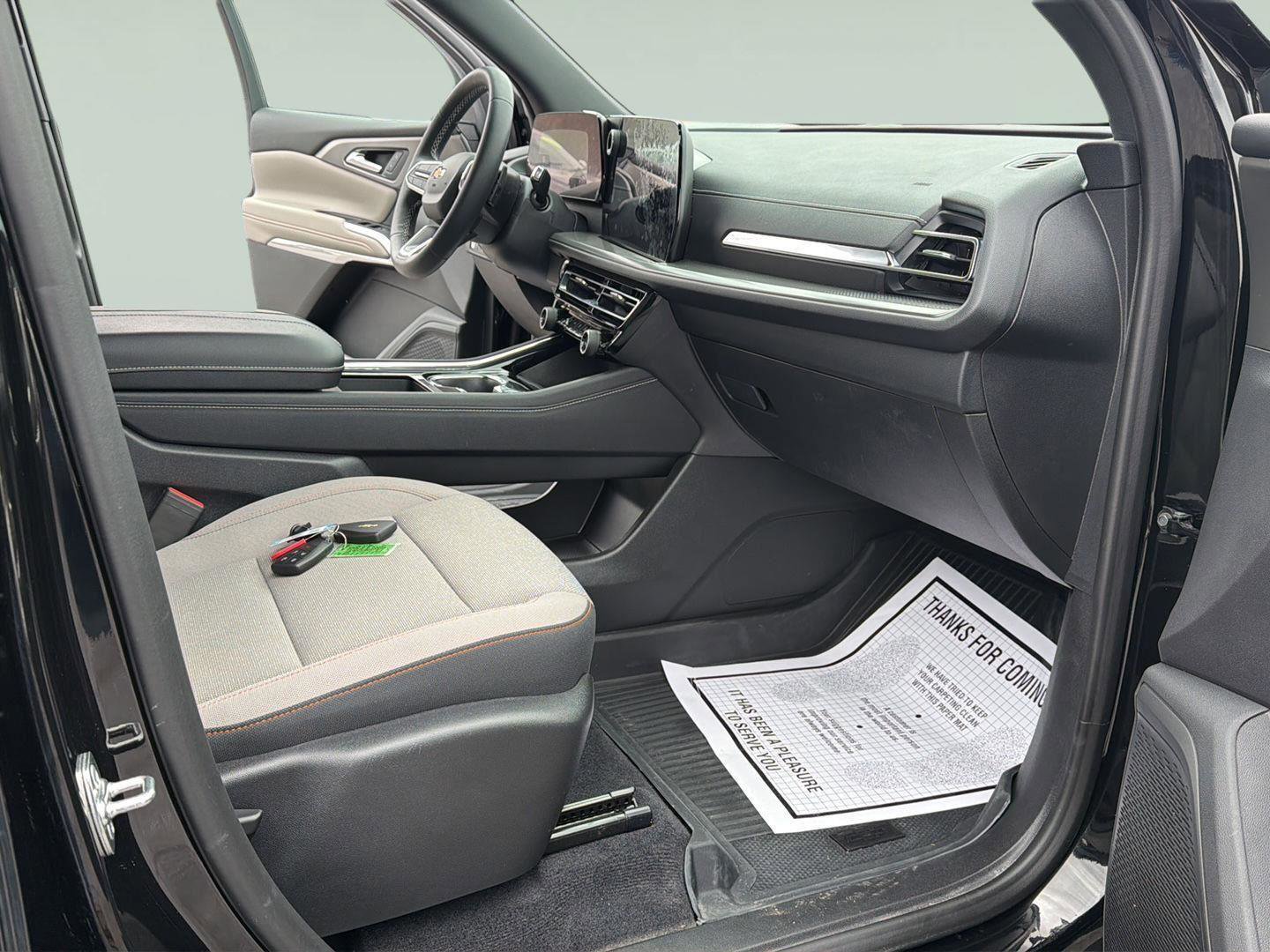 Used 2026 Chevrolet Traverse LT w/ LPO, Floor Liner Package image 31