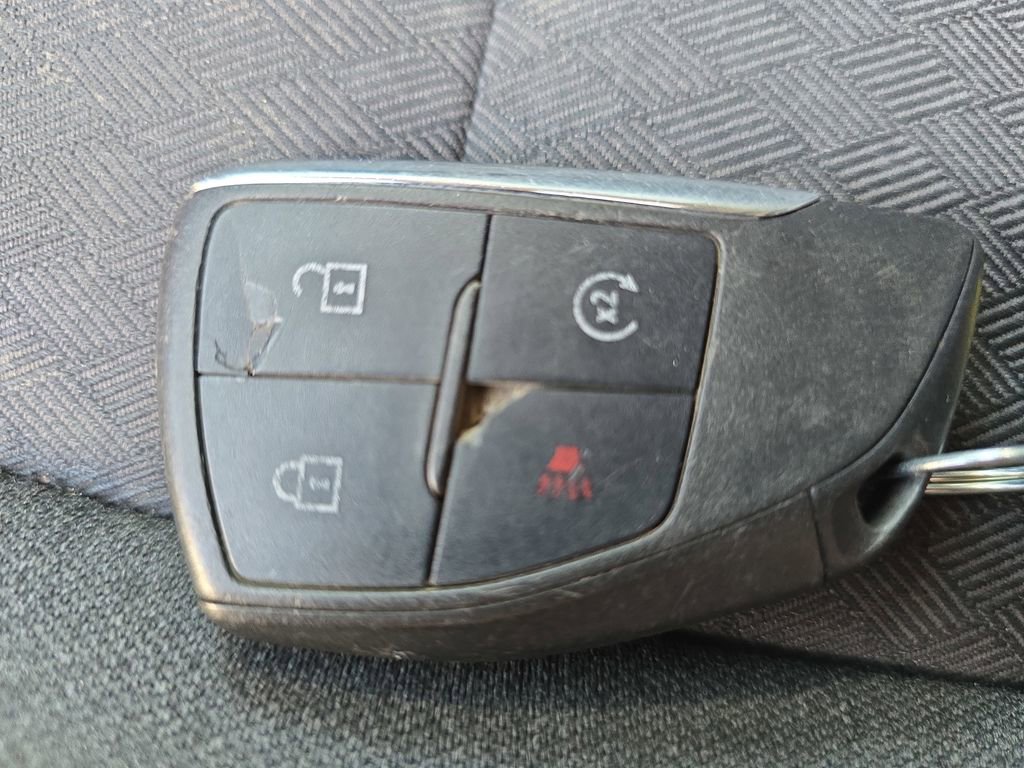 Used 2024 Chevrolet Silverado 2500 LT w/ Convenience Package image 36