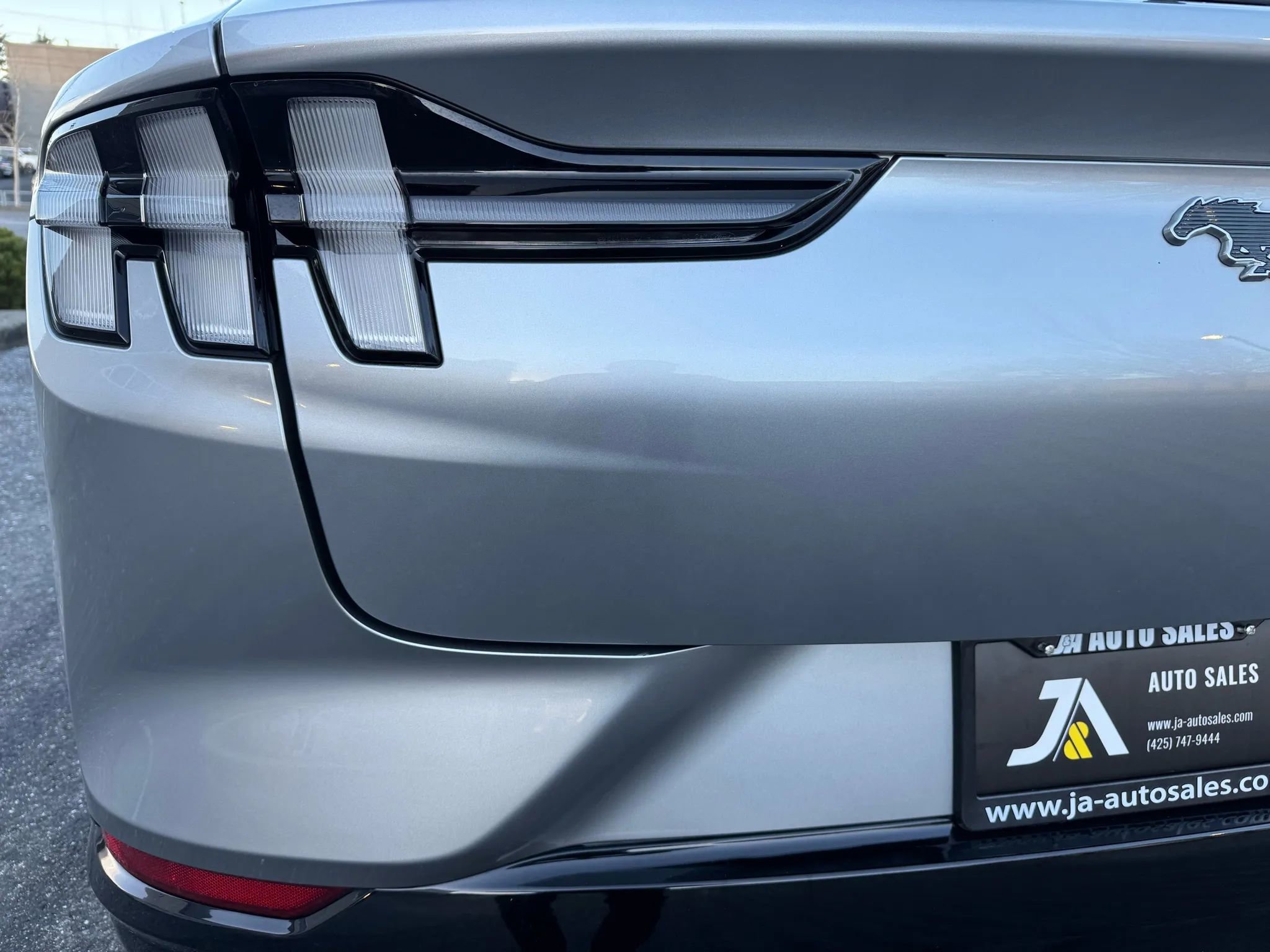 Used 2021 Ford Mustang Mach-E Premium image 15