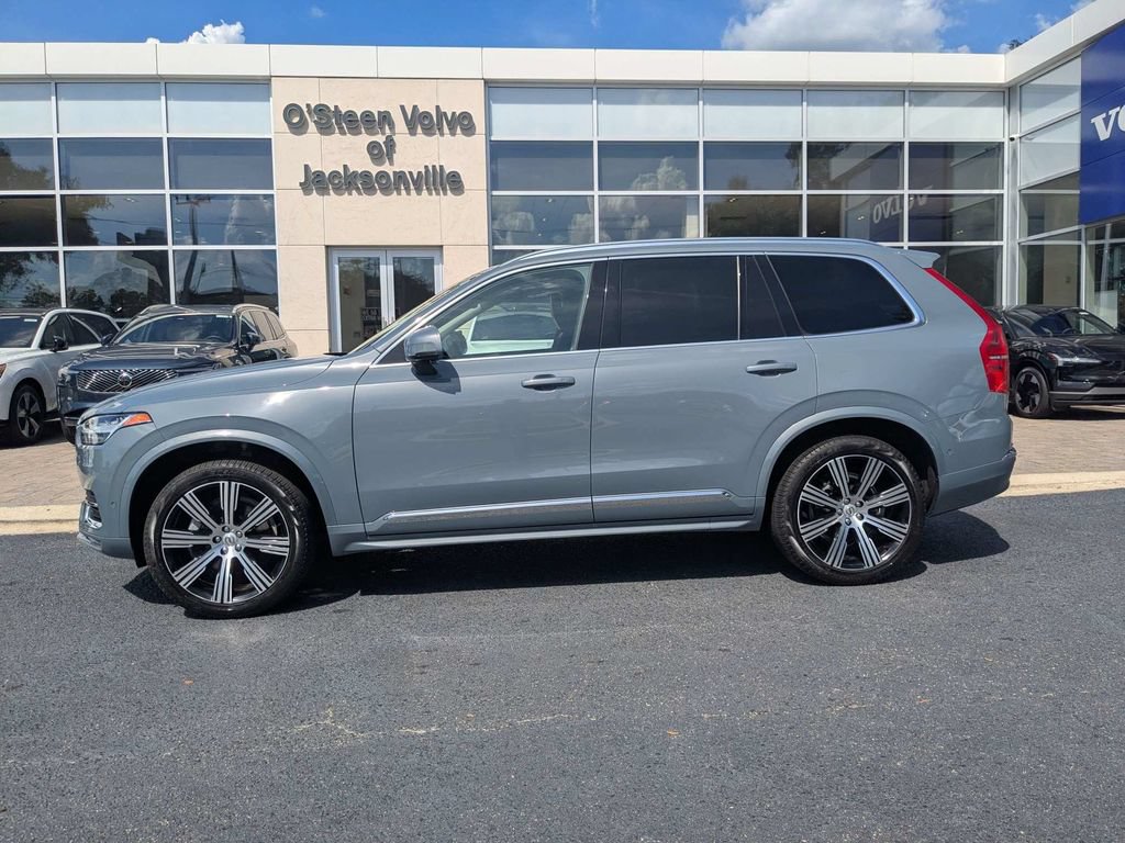 Certified 2023 Volvo XC90 B6 Ultimate AWD/4WD image 3
