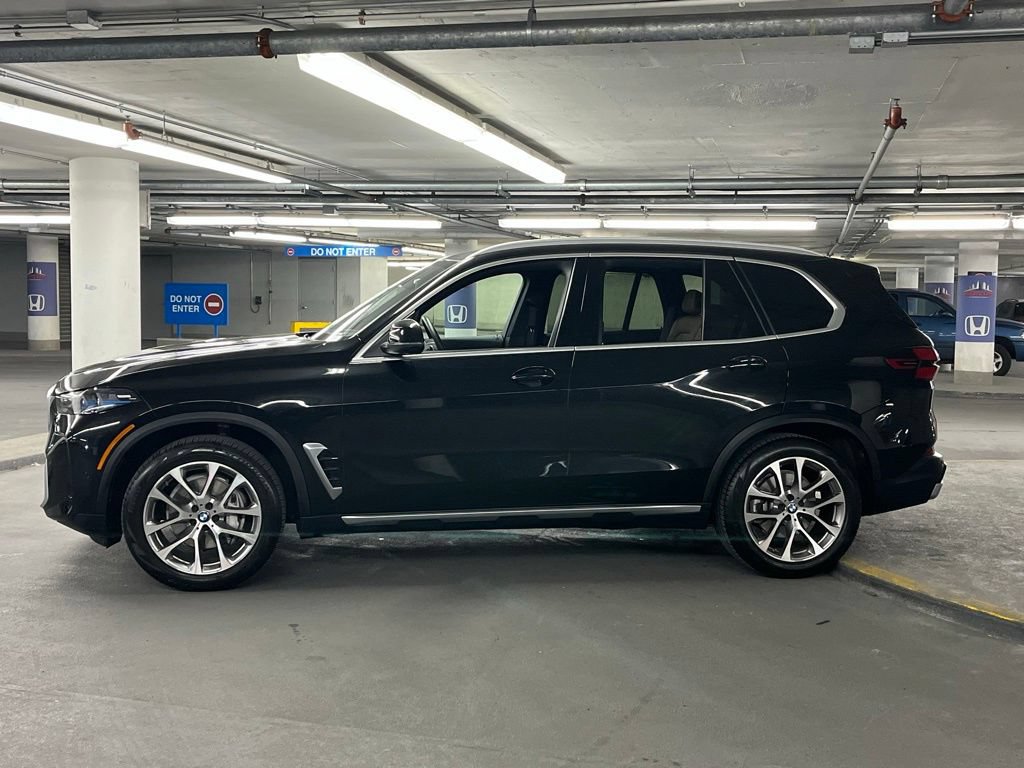 Used 2026 BMW X5 xDrive40i w/ Premium Package AWD/4WD image 30