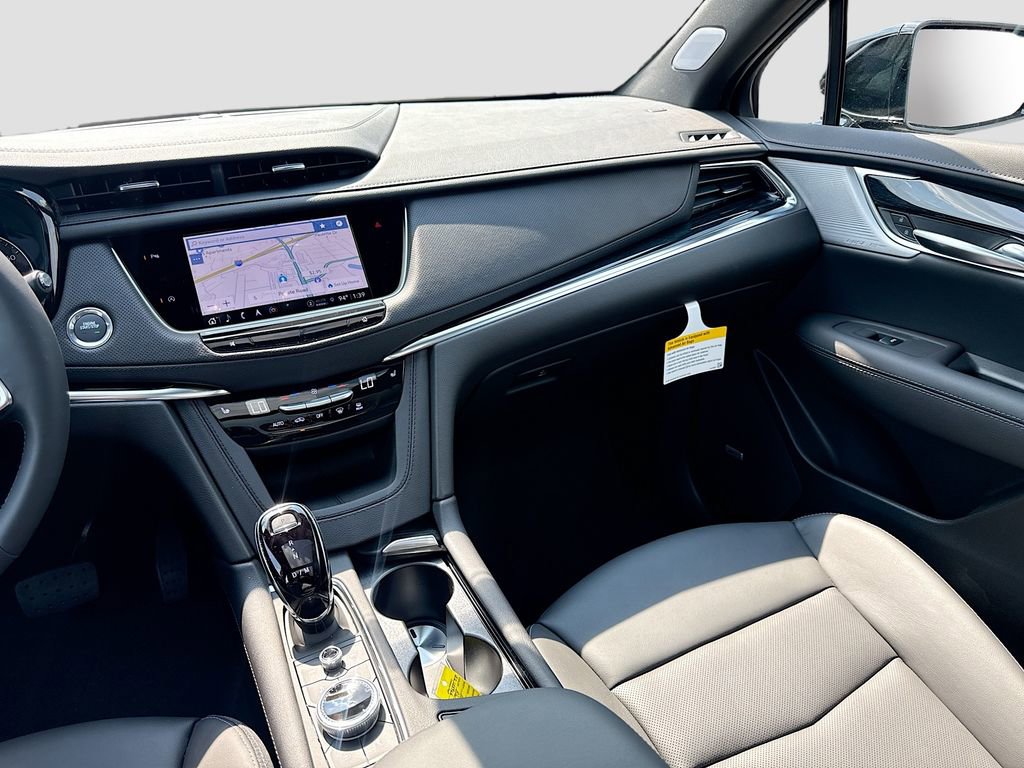 New 2025 Cadillac XT5 Premium Luxury image 25