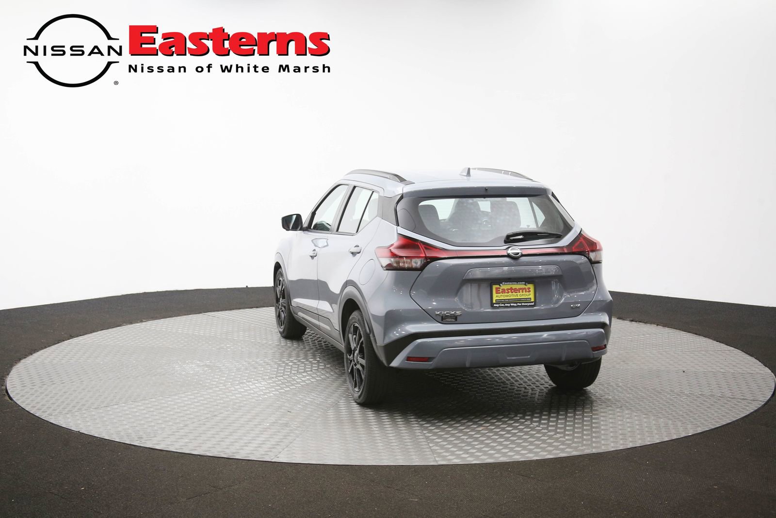 Used 2023 Nissan Kicks SR w/ SR Premium Package FWD image 65