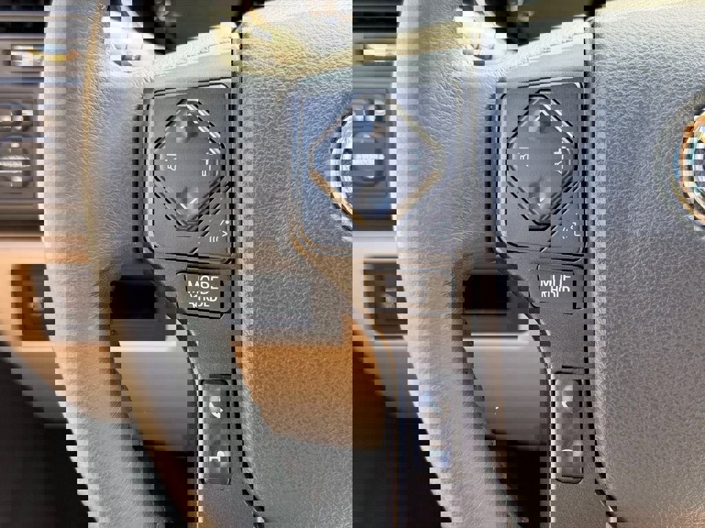 Used 2020 Toyota Sequoia Limited w/ Safety & Convenience Package image 31