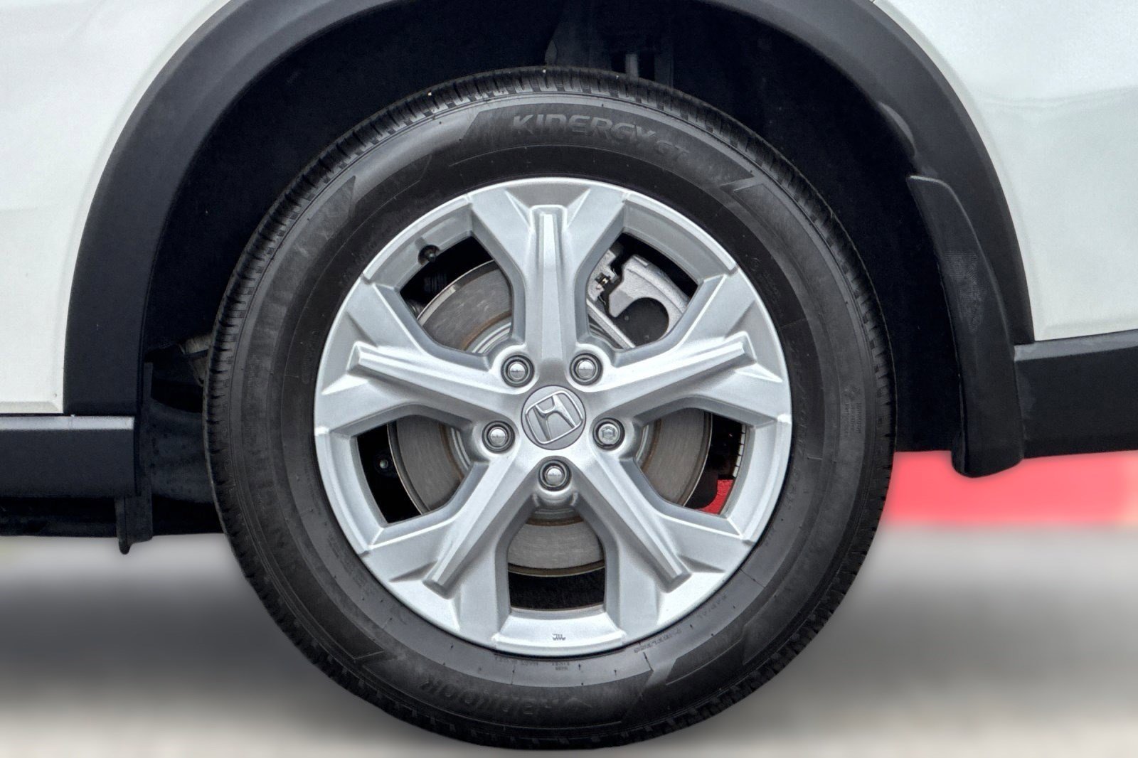 Used 2025 Honda HR-V LX image 11