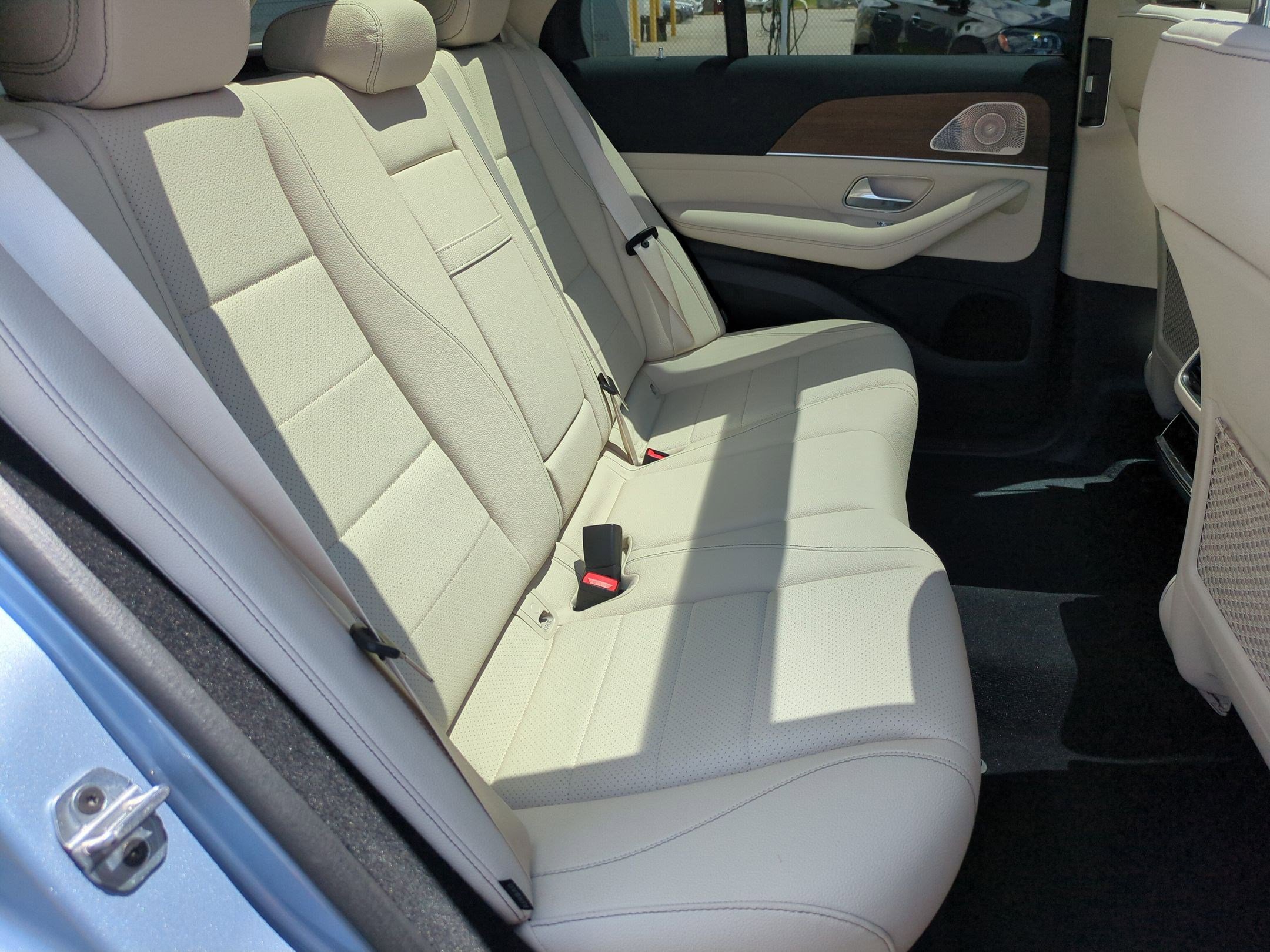 Certified 2025 Mercedes-Benz GLE 450e 4MATIC image 34