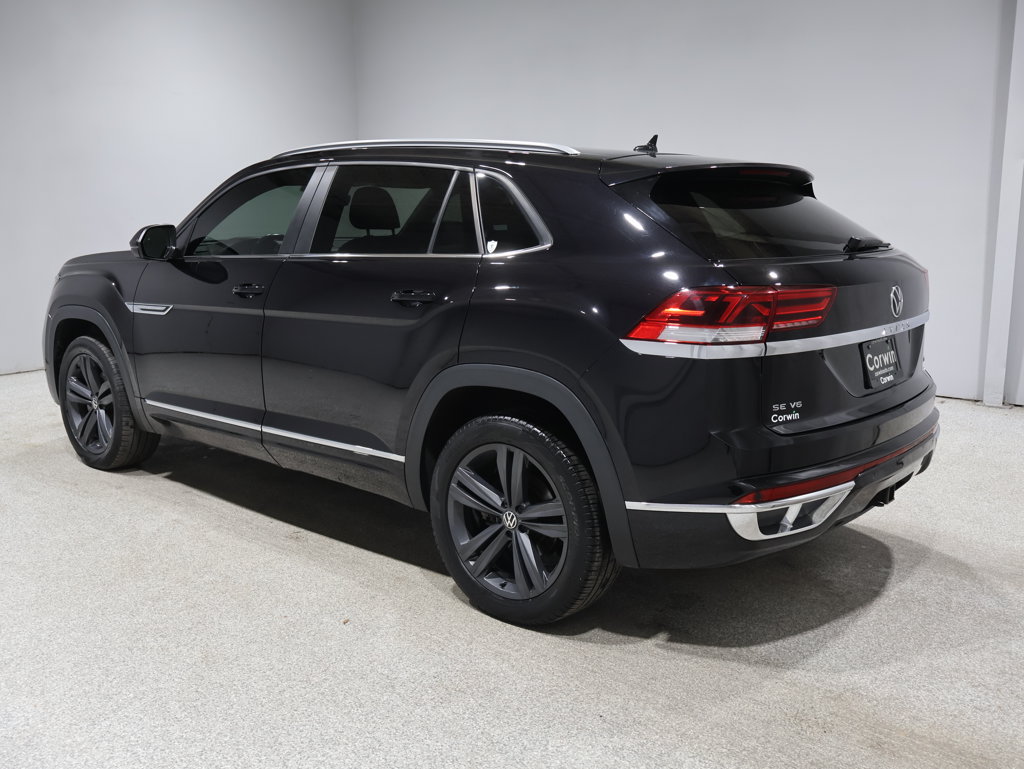 Used 2020 Volkswagen Atlas Cross Sport SE w/ Panoramic Sunroof Package AWD/4WD image 5