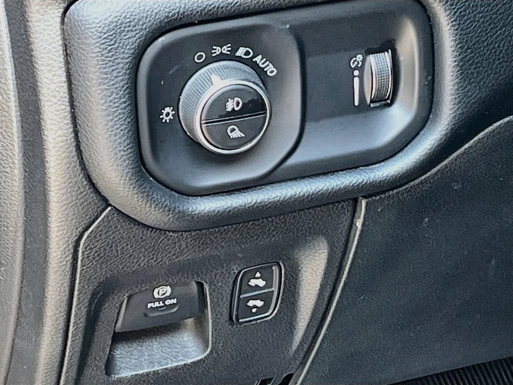 Used 2020 RAM 1500 Rebel w/ Rebel Level 1 Equipment Group AWD/4WD image 10