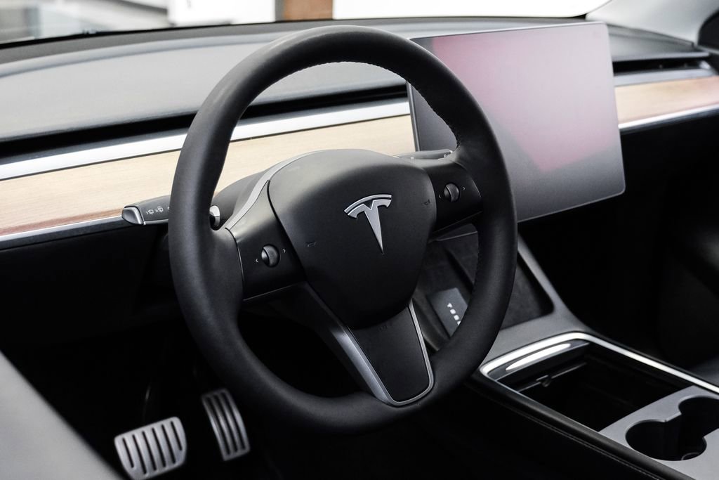 Used 2022 Tesla Model Y Performance AWD/4WD image 18