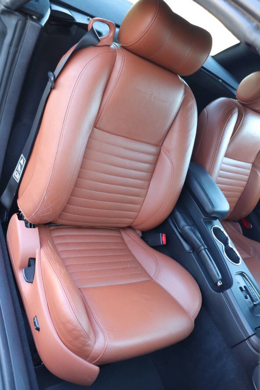 Used 2003 Ford Thunderbird image 64