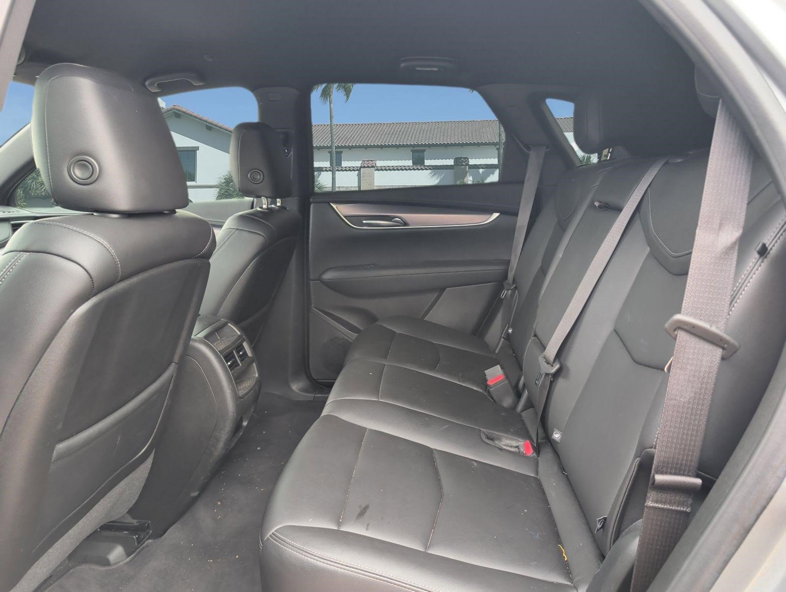 Used 2023 Cadillac XT5 Luxury w/ LPO, Floor Liner Package FWD image 24
