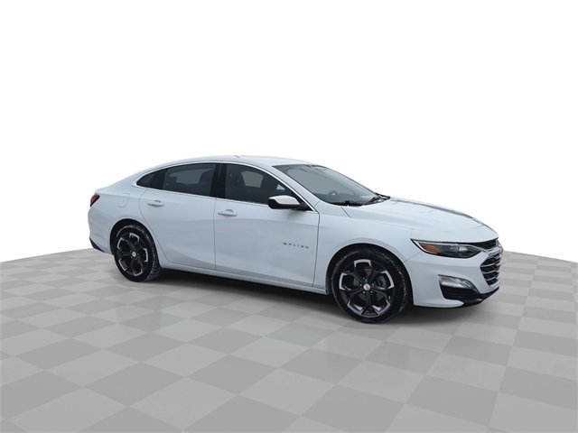 Certified 2022 Chevrolet Malibu LT image 2