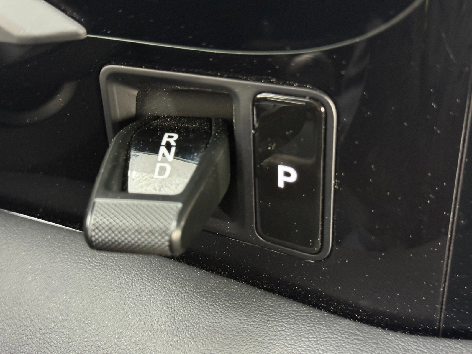 Used 2023 Porsche Taycan 4 Cross Turismo w/ Premium Package image 24