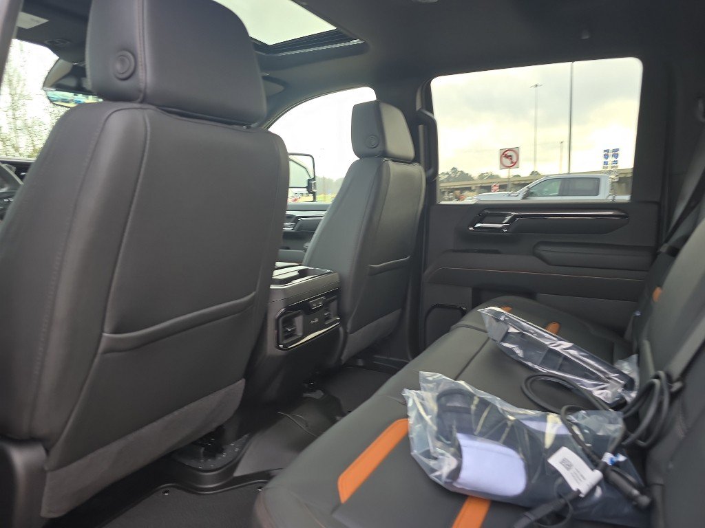 New 2026 GMC Sierra 2500 AT4 w/ AT4 Premium Plus Package image 10