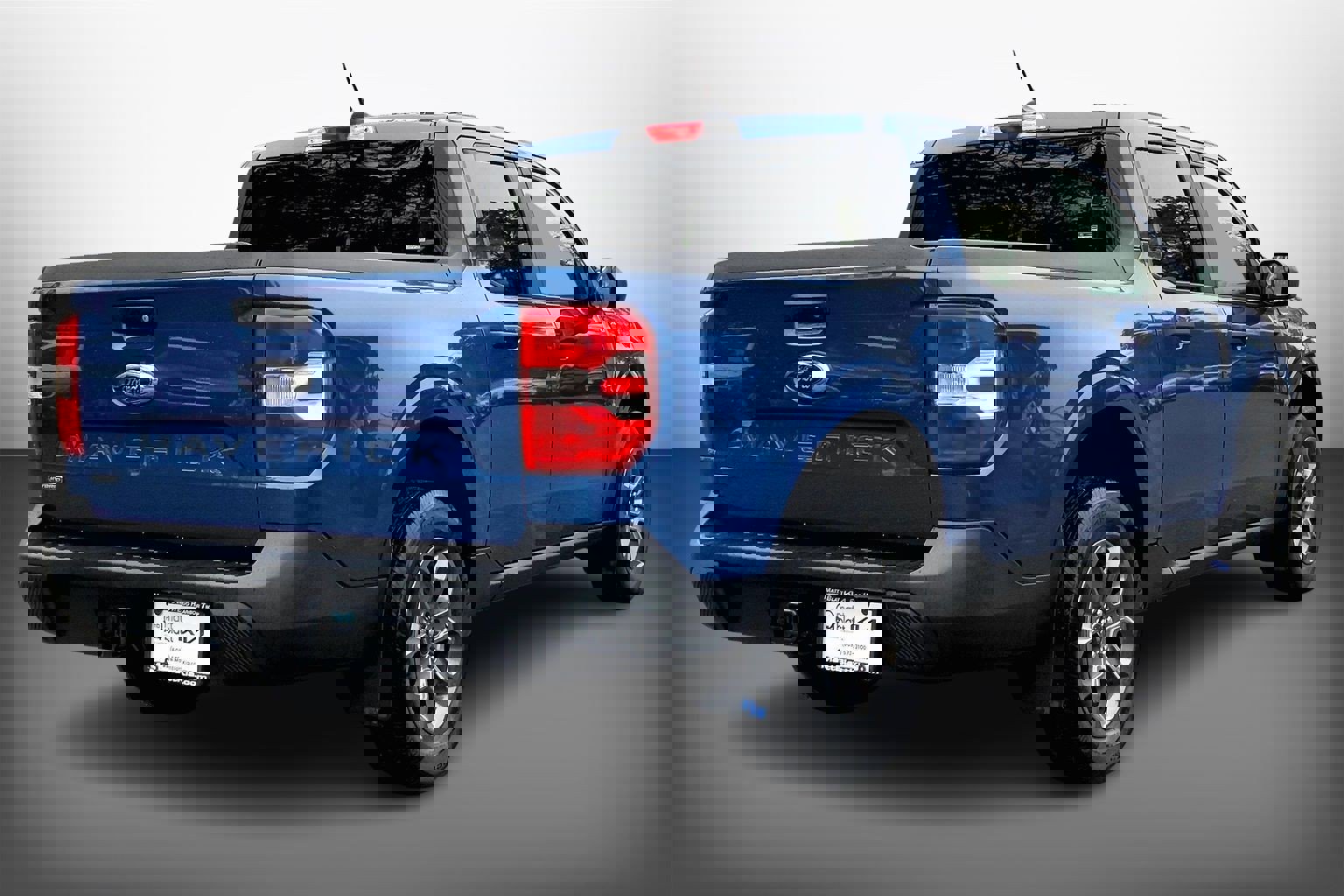 Used 2023 Ford Maverick XLT image 14