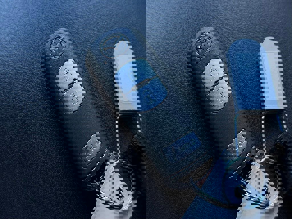 Used 2017 MAZDA CX-5 Touring image 25