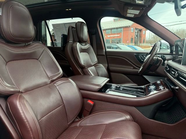 Used 2022 Lincoln Aviator Black Label w/ Dynamic Handling Package image 32