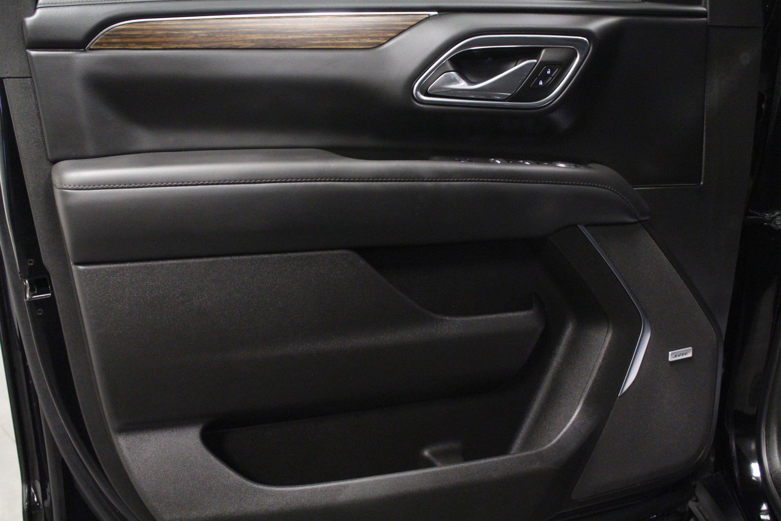 Used 2023 Chevrolet Tahoe High Country image 11