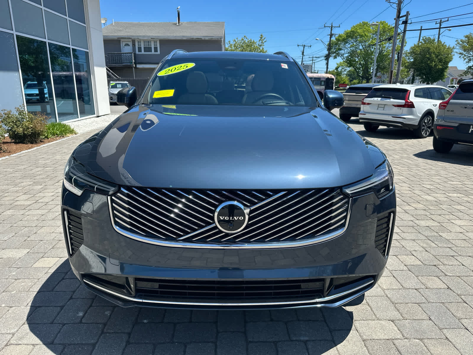 Used 2025 Volvo XC90 B6 Ultra w/ Protection Package AWD/4WD image 51