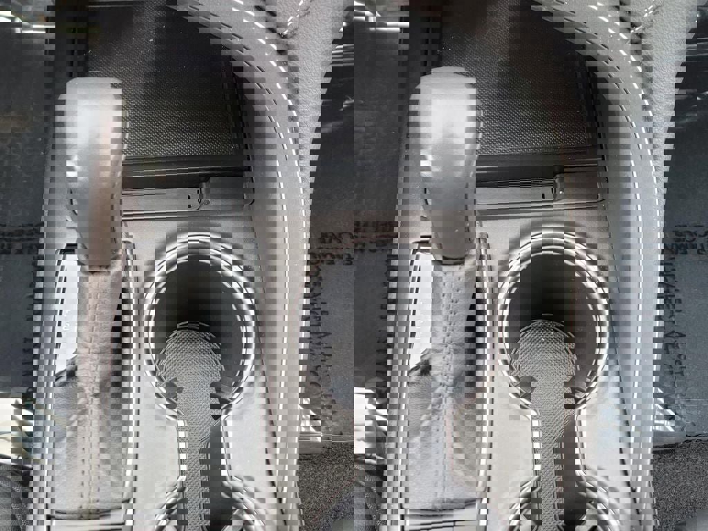 Used 2024 Toyota Camry SE w/ Cold Weather Package image 27