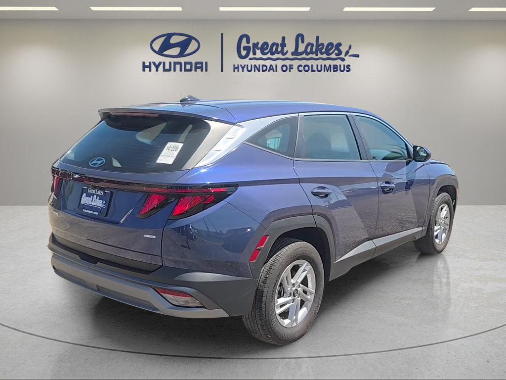 Used 2025 Hyundai Tucson SE AWD/4WD image 6
