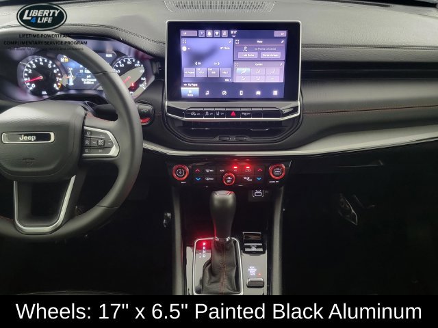Used 2025 Jeep Compass Trailhawk AWD/4WD image 21
