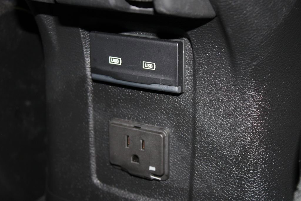 Used 2025 Jeep Wrangler Sahara 4xe image 35