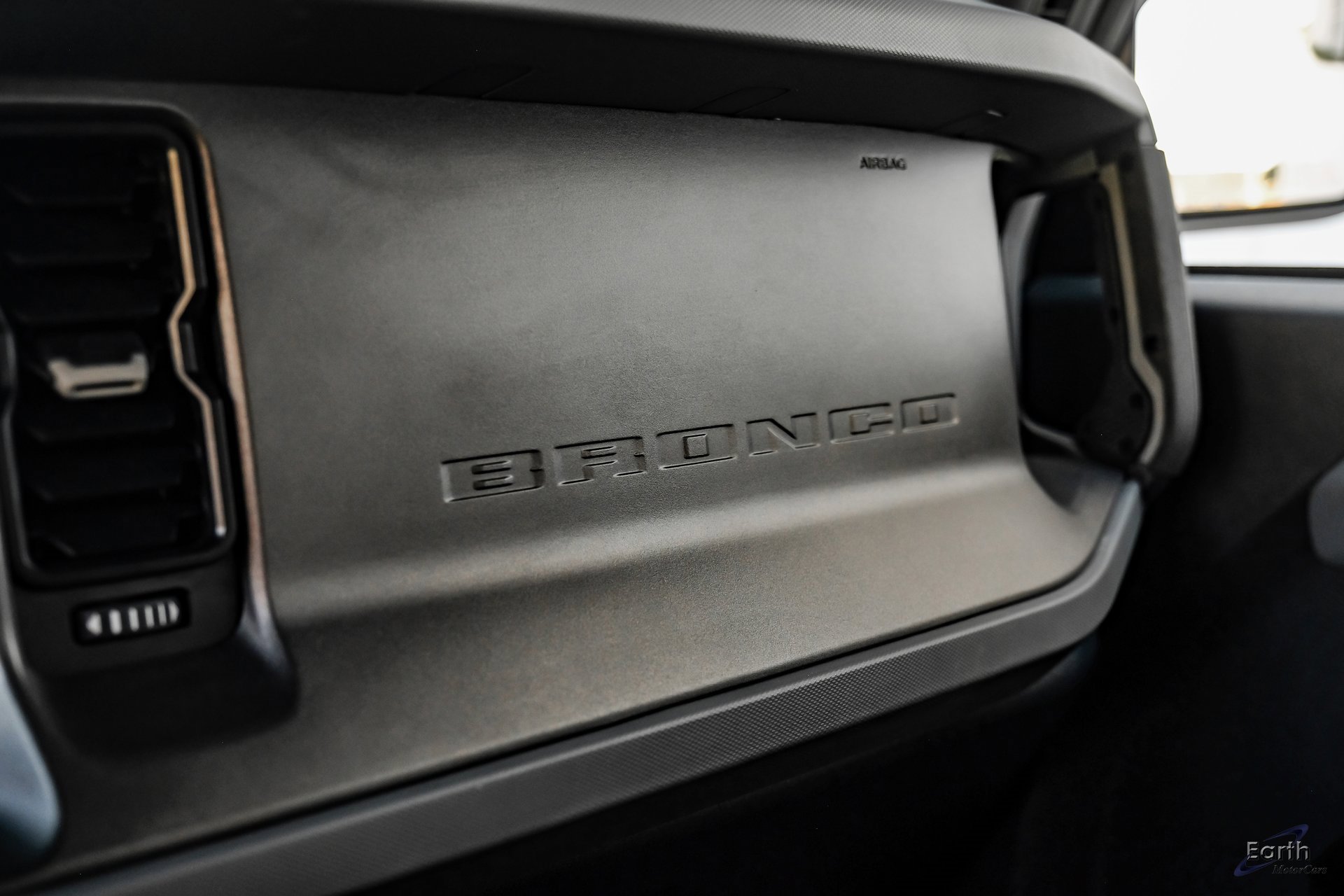 Used 2024 Ford Bronco Big Bend image 64